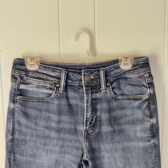 Medium Dark Wash American Eagle Outfitters Airflex+ Jeans Size 28 x 30 - Picture 4 of 11